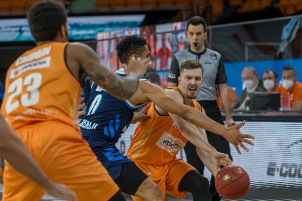 他的故事成 他的故事成